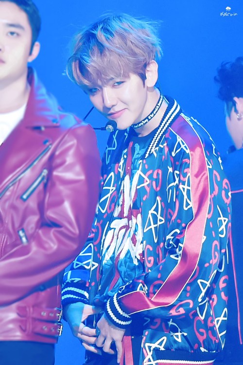 fybaekhyun:  170119 Seoul Music Awards© 0506rain | do not edit.