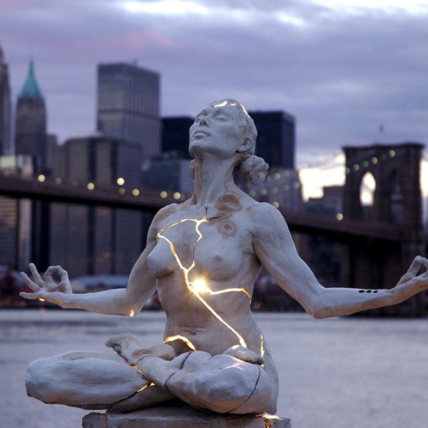 asylum-art-2:   Paige Bradley  Creates Stunning Artwork With Bronze And Electricity 