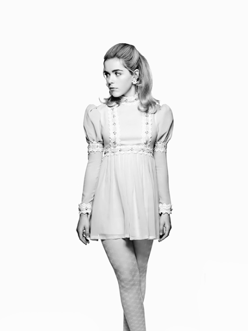 Kiernan Shipka as Sally Draper - Mad Men 7.5