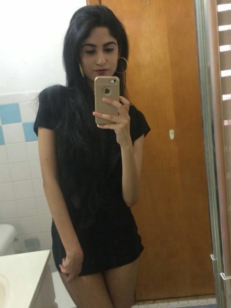 hdcwhatsapp:  Beautiful Desi Girl naked selfies - Part 1 