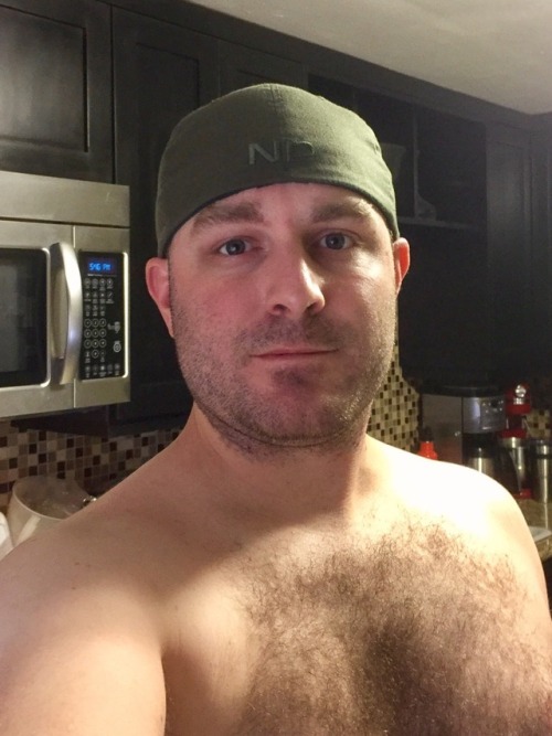 jockcub1983:Felt like a Green Day today 😋😈