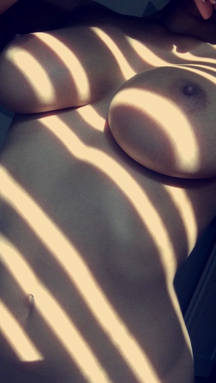 Porn nvbianprincess:  playing in the sunlight photos