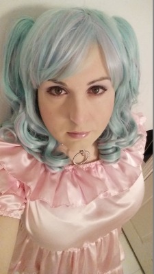 Sissykinkster:  Selfie-Cam-Whorin’. I Just Couldn’t Stop Looking At How Pretty