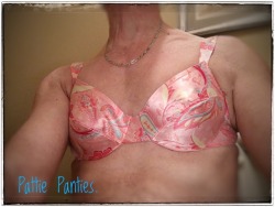 Pattiespics: Victoria’s Secret Second Skin Satan Bra. You Can Peek At More Of Pattie’s