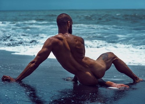 manrumpsxxx:  Follow Me For The Sexiest Rumps On Tumblr