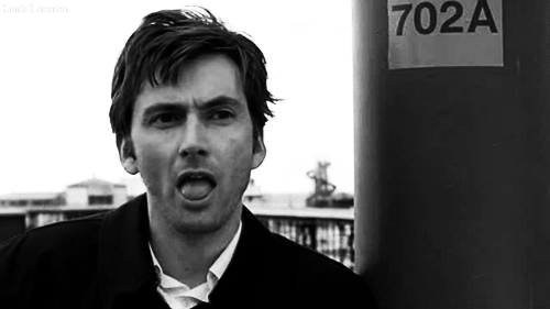 hiddlednlokid:  hiddles-wholocks-galore tennant spam #2 Gifs :) 