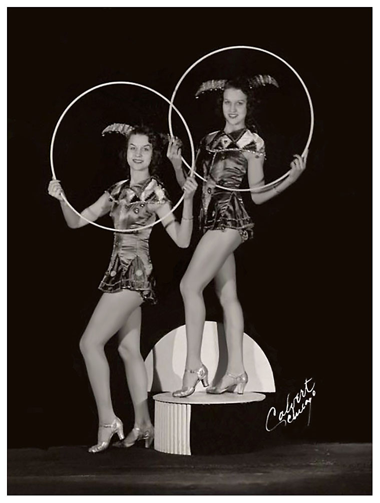 Eve Ross Girls Promotional photo for their appearance in the Burlesque show: &ldquo;Screwballs