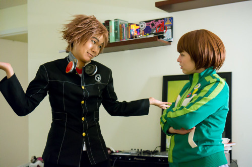 goawei:that’s what you get for destroying my DVD. TRIAL OF THE DRAGONNNNNNaka placing yosuke where h