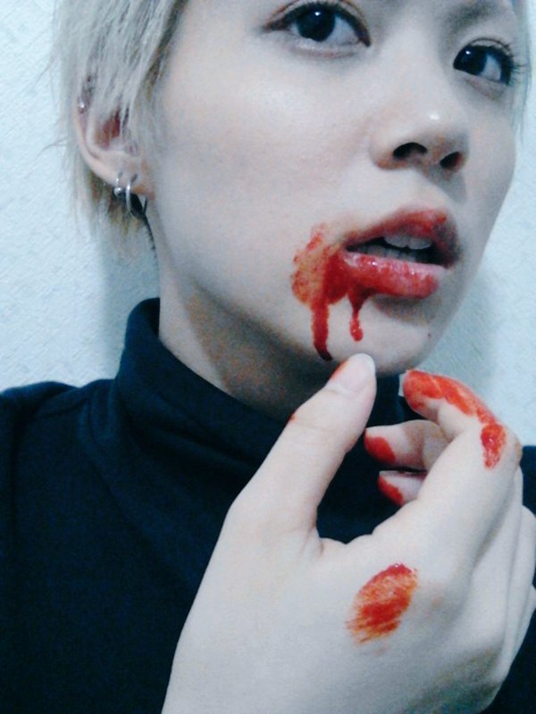 regnm: My three favorite Momoka selfies from 2015
