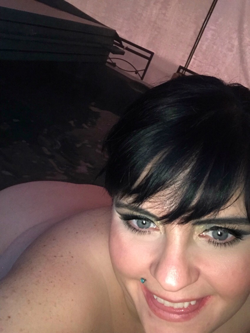 bekkibooty:  