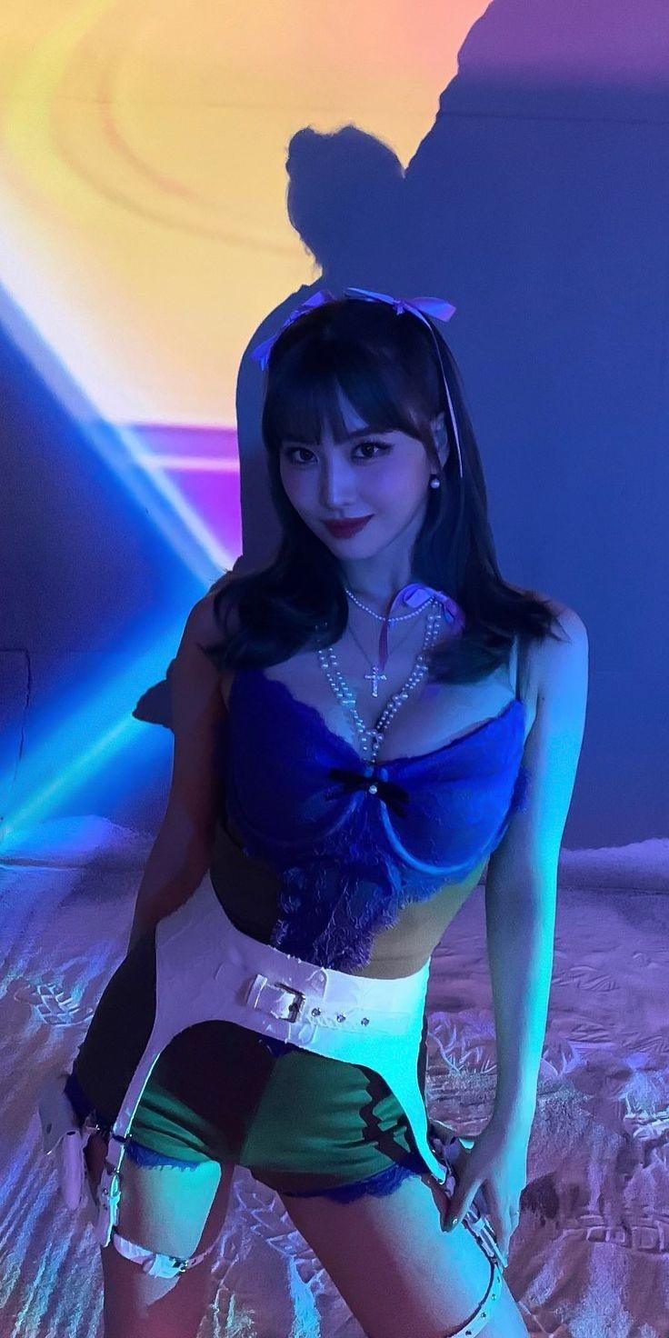 Wallpapers Momo Twice