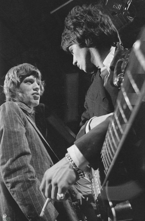 jumpinnick: Mick Jagger and Keith Richards 1966 