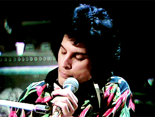 myfairyqueenmercury:Somebody To Love, 1976.