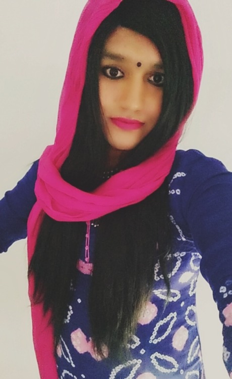 sometimestanya: Indian women are very graceful.