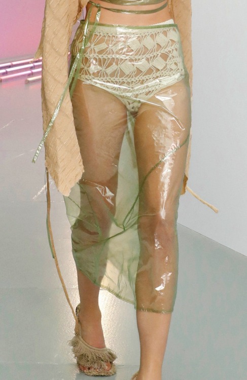 r-unway
