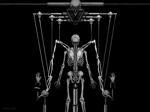 notbecauseofvictories:gifovea:How Wings Are Attached to the Backs of Angels#mechanized weaponized an