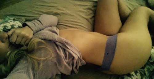 notsoplainjane:  kckinkystuff:  kinkysnc77:  notsoplainjane:  Reblog if you’d fuck your little Janeyy🙈🙈  Feel free to drop me fan man😈 janemailxxx@gmail.com  Uuuh! I think we’d have a lot of fun with my husband…! 😊😉   I am pretty