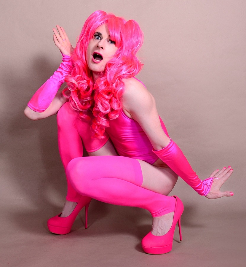klarissakrass:   pink leotard  