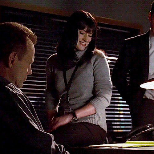 Emily Prentiss, 4x14 Cold Comfort