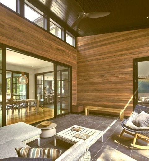 Modern Porch - Side Yard