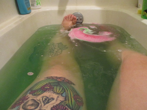 Lord of Misrule Bath Bomb - Lush