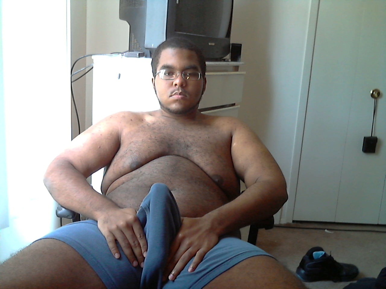 bigbeefydevils:  boimonster.  God damn thats a big bone