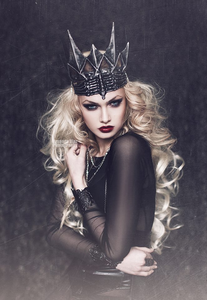 bigredpayne:  Amanda Diaz……one of the most talented photographers I’ve seen. 