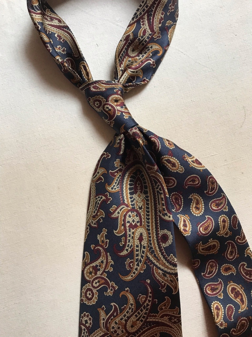 BESPOKE VINTAGE TIES