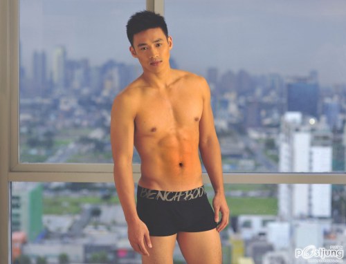 ASIAN MANS
