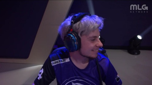 daddy-surefour:I didn’t need my heart anyway