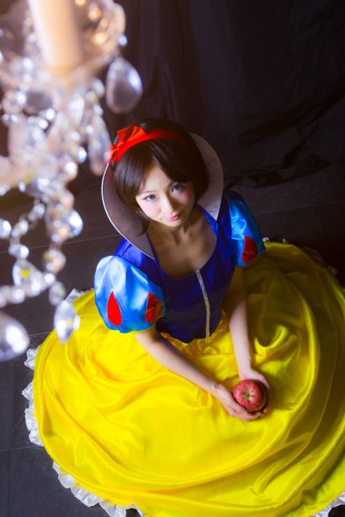 Snow White & The seven Dwrafs - Snow White (Yuka) 1