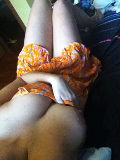 ilovemyhotstepmomandstepsister:  blowjoviolet:  Still playing ahah 😘👌  FREE
