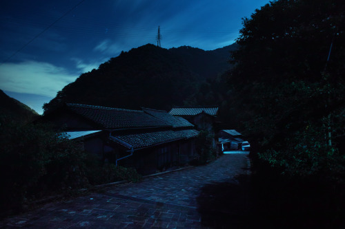 Guen-k5 (Japanese, b. Shizuoka, Japan, based Tokyo, Japan) - Utsunoya, Shizuoka, 2014, Photography