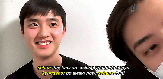 Vlive Kyungsoo Shoves Sehun Away By Chan Tumbex