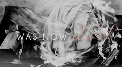 outlander-online: He was g  o  n  e They were all goneThe world I´d left only m