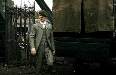 5846413ec36aa4742072ec6a53646c4908c7560c.gif