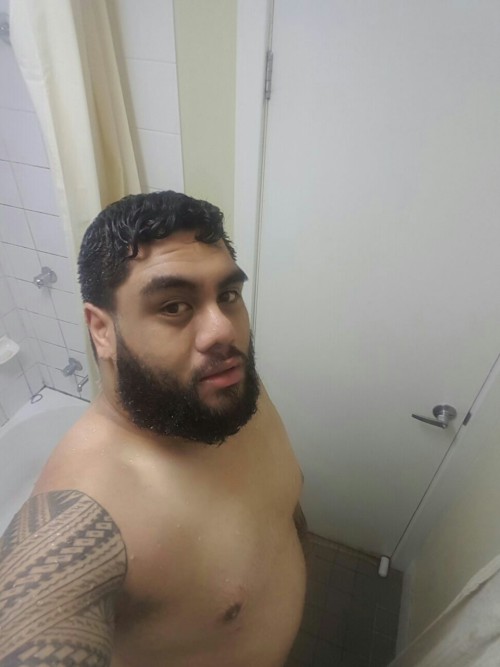 skuxxhabibz:  Hot chubby poly dude in sydney, adult photos
