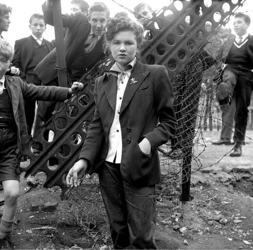 geeksofdoom: bobbycaputo: Rare Pics Of The Infamous ’50s London Girl Gang Photographed by Ken Russ