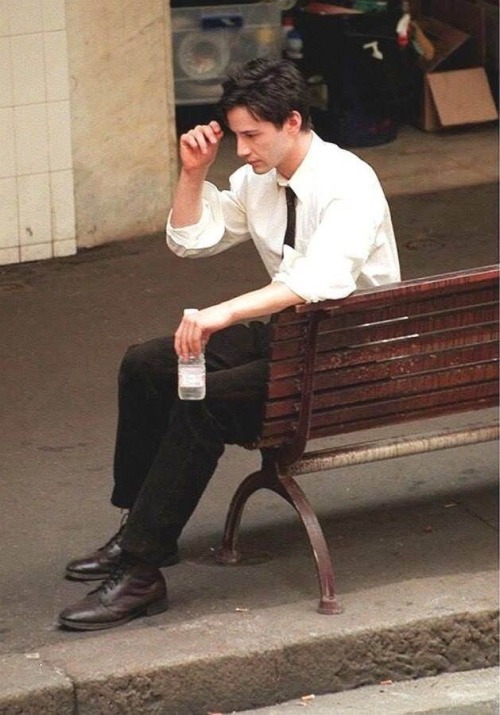 replicated:Today’s mood brought to you by Keanu Reeves