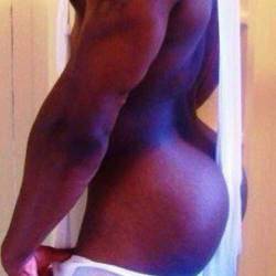 videoblackgay:  Follow http://videoblackgay.tumblr.com :