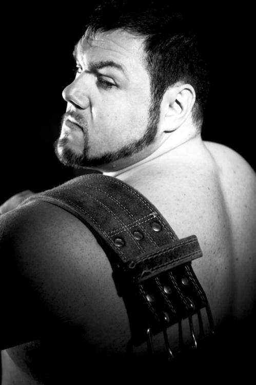 superbears:  Young Sexy Bull: Want