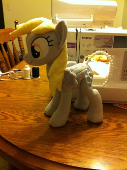 spaceplush:  Nearly finished with Derpy!   Ahhhhhhh Iwantone &lt;3