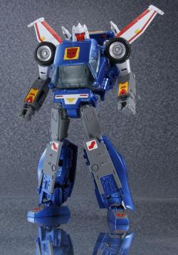 aeonmagnus:  Transformers: Masterpiece -