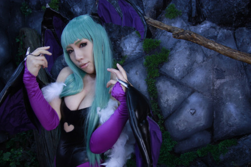 grimphantom2:  gravureheaven:    Non - TAG☆COMMUNICATION    She fits so well as Morrigan =)   < |D’‘‘‘‘