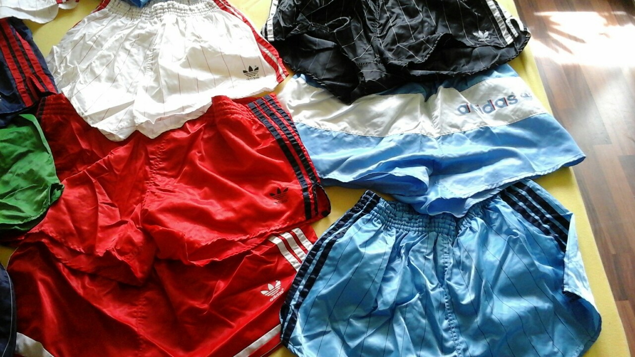 adidaswixman:  feedinglover76: feedinglover76:  Ein kleiner Teil meiner Glanzshorts