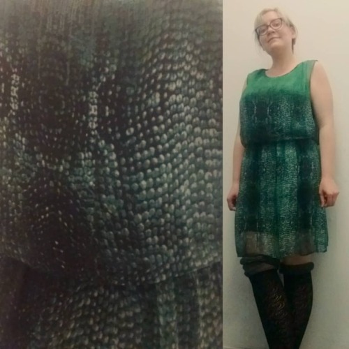 I was so excited for today&rsquo;s #vintagefashionchallenge because green is one of my absolute favo