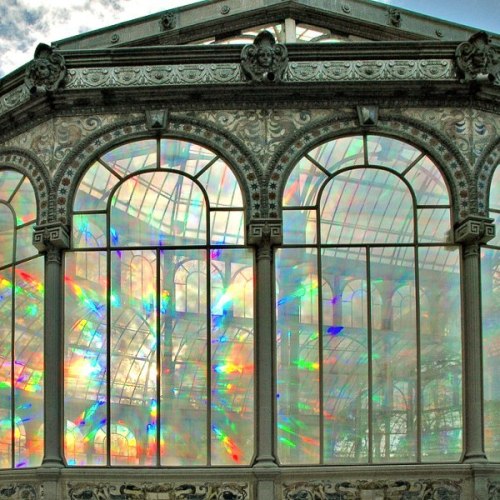 steampunktendencies:    Palacio de Cristal (Crystal Palace), Madrid, Spain.Built in 1887, the architect Ricardo Velazquez.     Artist Kimsooja, To Breathe – A Mirror Woman   