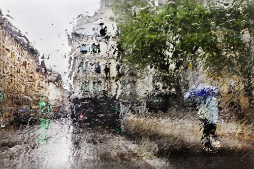 imlostinamoment: pleoros: Christophe Jacrot Cities In The Rain New York City New York City Paris Par