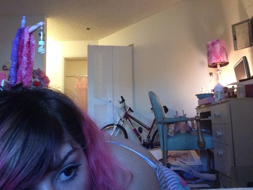 slayboybunny:  I was trying to take a photoshoot by the window but the maintenance guy @ my apartment kept walking past lmao excuse my dirty room im an animal but still cute
