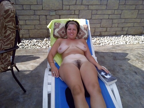 erbeldnhairyamateur:  Hairy vacations :)